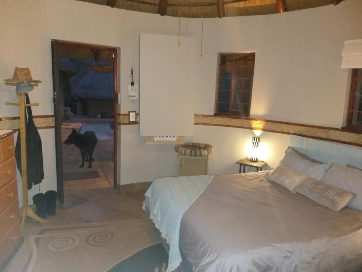 Adorable Unique Guest House - African Bush Feel Kalkheuvel エクステリア 写真