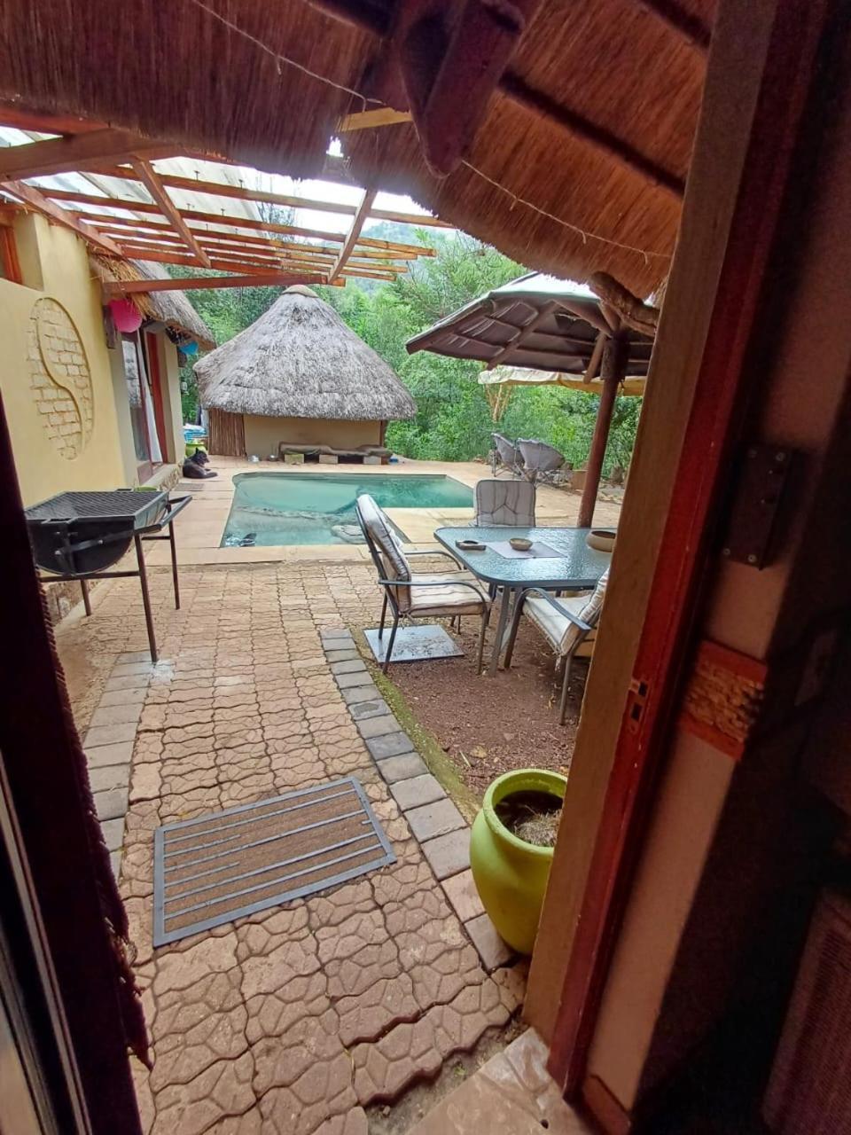 Adorable Unique Guest House - African Bush Feel Kalkheuvel エクステリア 写真
