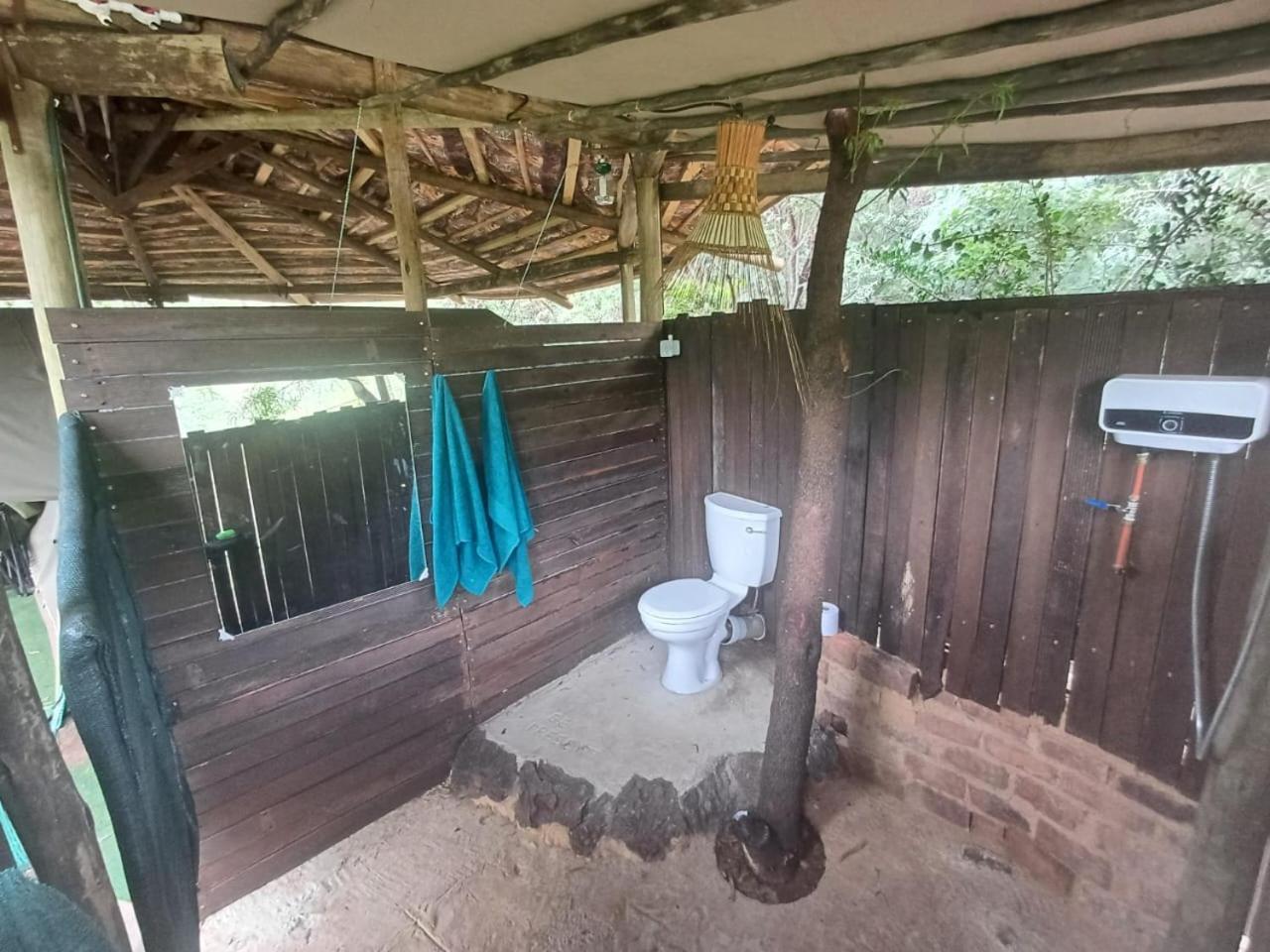 Adorable Unique Guest House - African Bush Feel Kalkheuvel エクステリア 写真